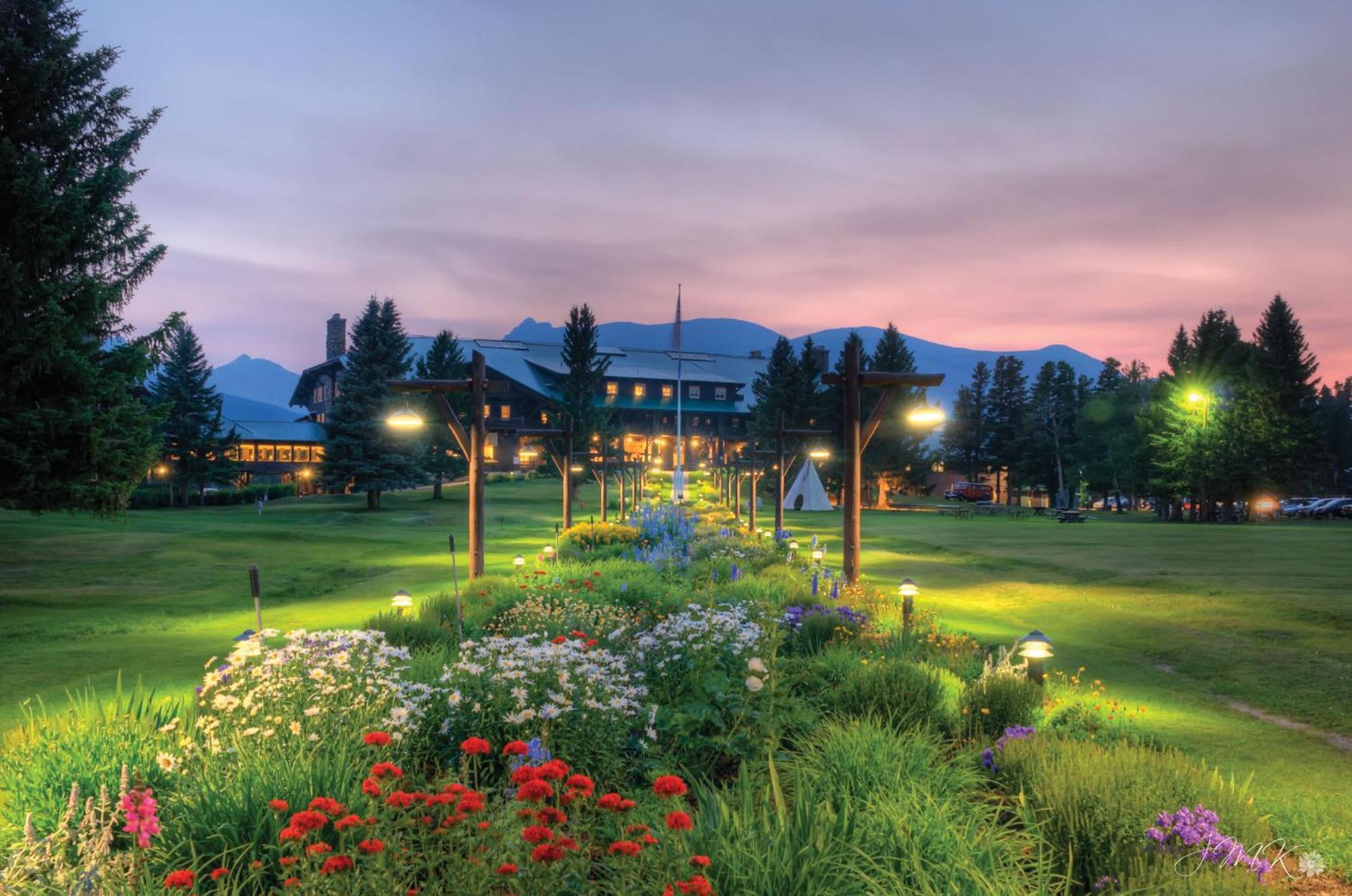Glacier Park Lodge East Glacier Park Village Exteriör bild