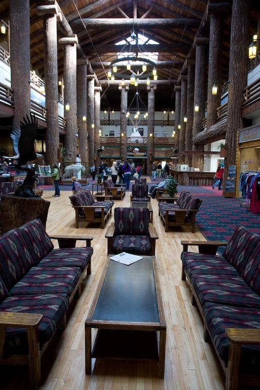 Glacier Park Lodge East Glacier Park Village Exteriör bild